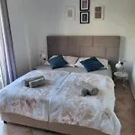Mare Rab Apartman Palit