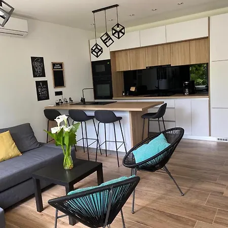 Lägenhet Mare Rab Palit