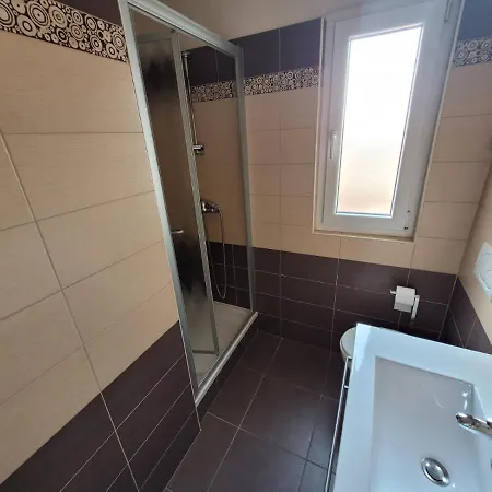 Apartament Mare Rab *