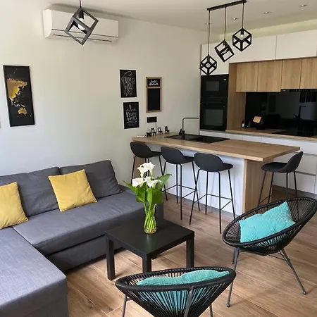 Mare Rab Apartment *