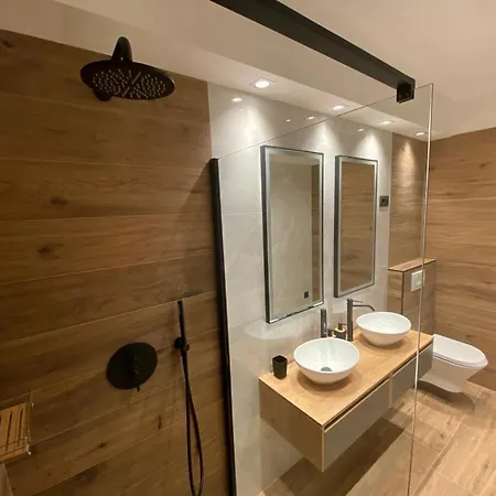 Apartament Mare Rab Palit