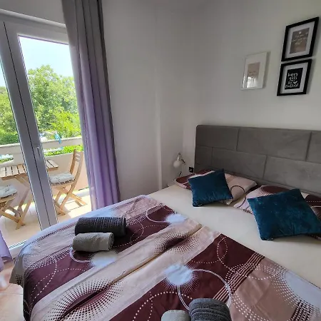 Mare Rab Apartment
